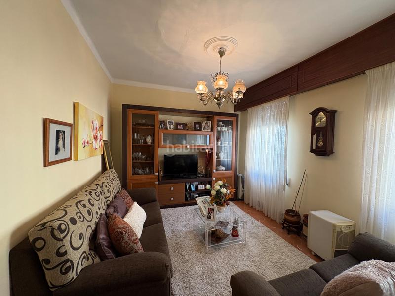 Foto 1ef53cb4-c344-4596-b13b-288820851e35. Appartamento in rúa rosalía de castro 20 in A Gándara Narón