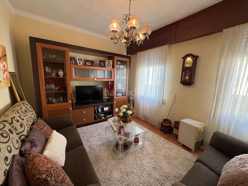 Foto ebbdbdc0-55bd-4d43-b621-4c7459bb3a84. Appartamento in rúa rosalía de castro 20 in A Gándara Narón