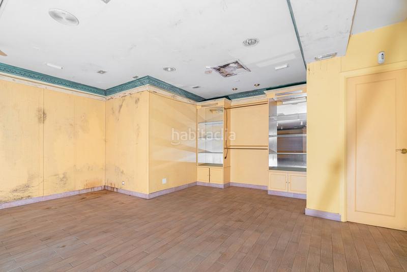 Foto 04d5a23a-5158-42f1-b89b-ce111d75551b. Locale commerciale in Centro - Areal Vigo