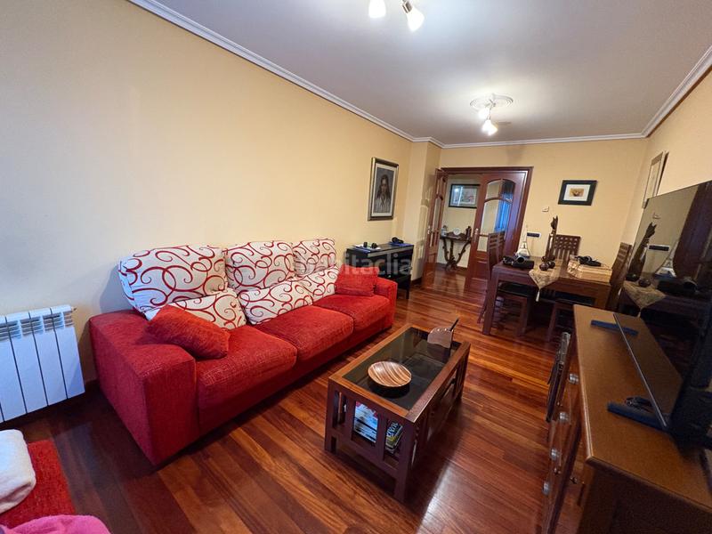 Foto c9f33be9-ce50-4802-8eac-271b727f2bf0. Flat with heating parking in Alto del Castaño Narón