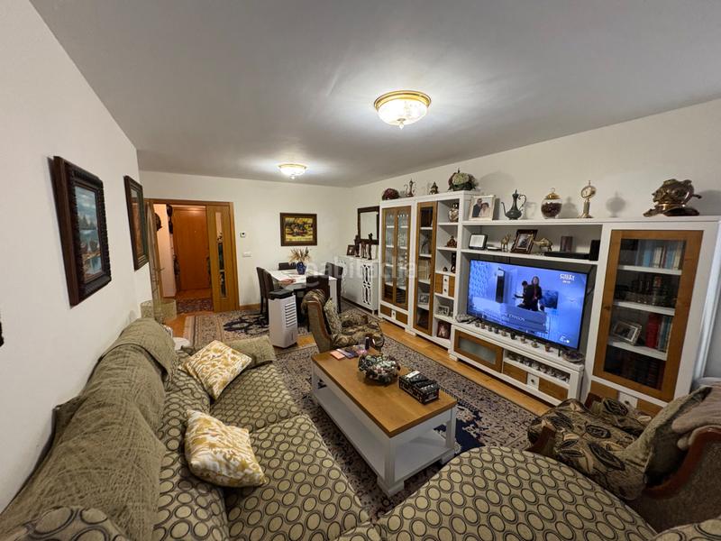 Foto 8d9cf30c-8f7e-49d8-9a6b-fd4ae8cc24a0. Etagenwohnung mit heizung parking in Alto del Castaño Narón