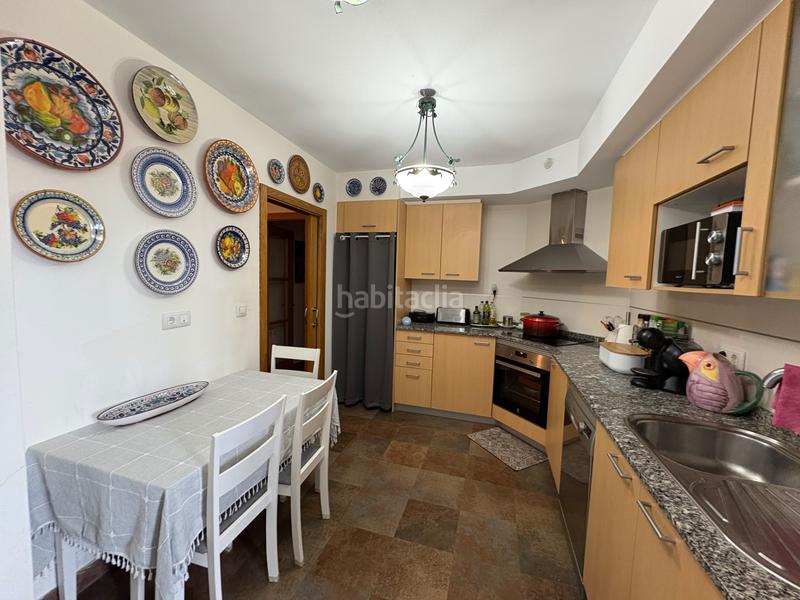 Foto 9922e7ed-5bd5-4634-a09a-02dc3512895c. Etagenwohnung mit heizung parking in Alto del Castaño Narón