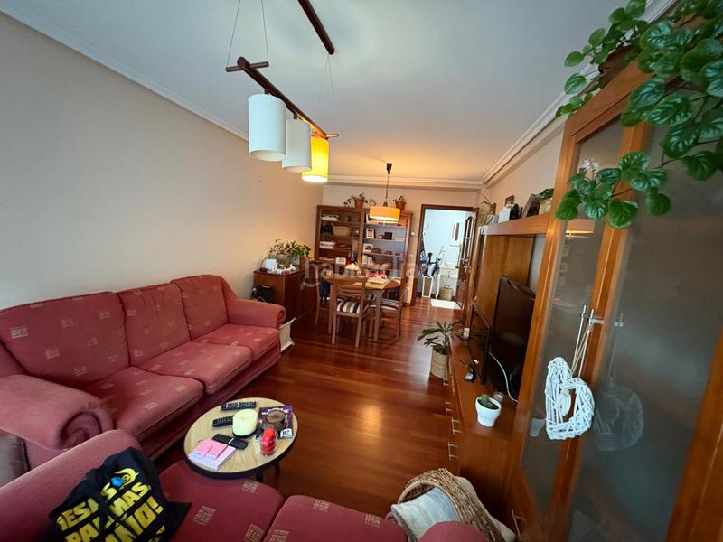 Foto ee5881b1-fef1-4e74-890d-015899db1a83. Flat with heating parking in San Juan Ferrol