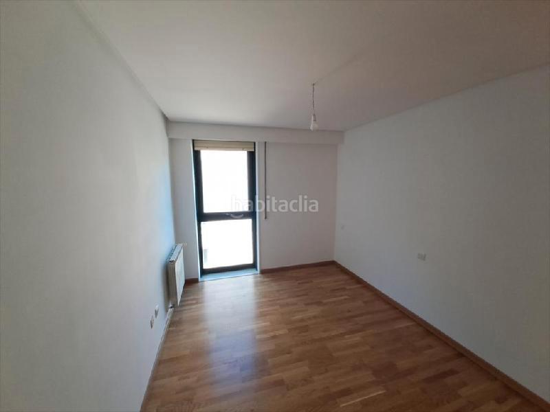 Foto 2b264e19-afb4-4800-ac64-5db988c50f93. Duplex con riscaldamento parcheggio in Lobios