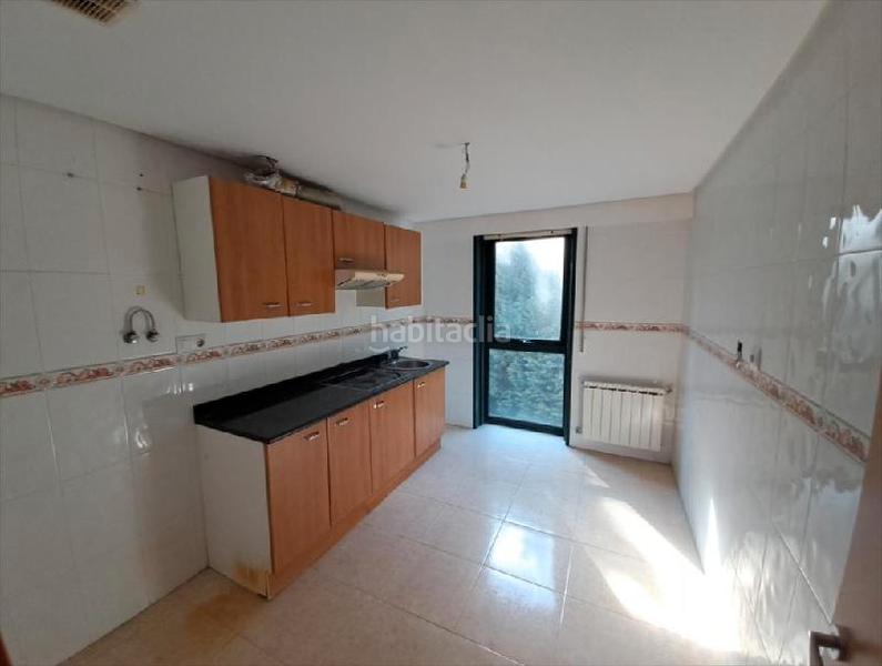 Foto 65af6cb6-b063-4b4f-8118-74fa9a5d4d3f. Duplex con riscaldamento parcheggio in Lobios