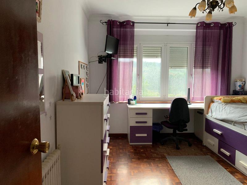 Foto c19e286e-69cf-4fb2-908b-5ba96f6d31f9. Haus mit kamin heizung parking in Neda