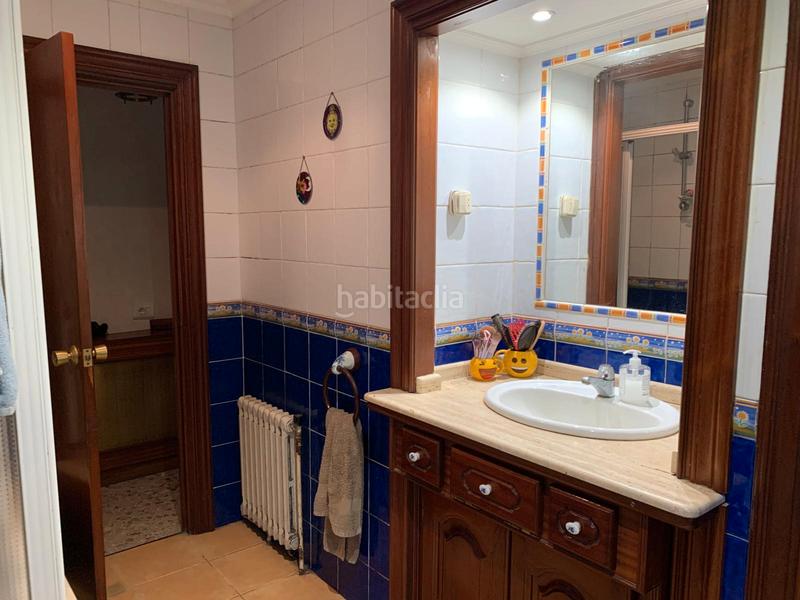 Foto c9cd5ef2-3386-4f47-a90e-12117800e5a3. Haus mit kamin heizung parking in Neda