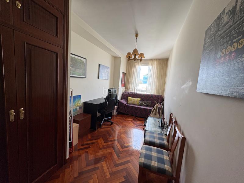 Foto 82d74afc-98fc-4e68-97a3-d8104c4a549d. Duplex con riscaldamento parcheggio in Alto del Castaño Narón