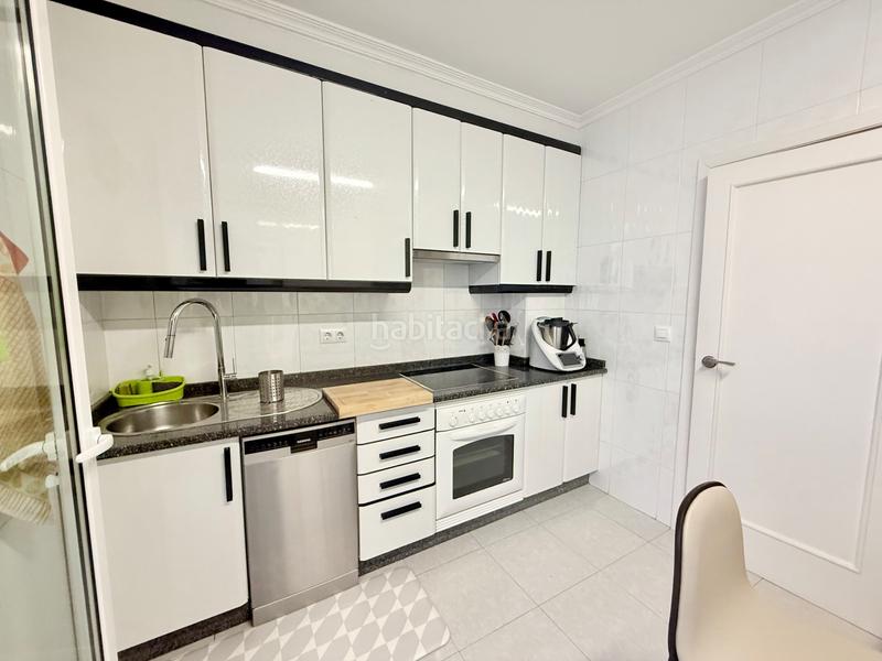 Foto f5fa6cf0-86de-4e2e-8f97-f3b42adf0d99. Affitto appartamento con riscaldamento parcheggio in Vigo