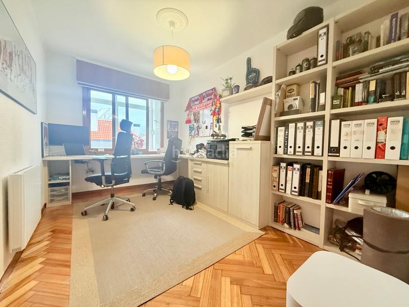 Foto 1bc9f2fa-e47b-4cf8-ba3a-86fb050849a0. Miete etagenwohnung mit heizung parking in Teis Vigo