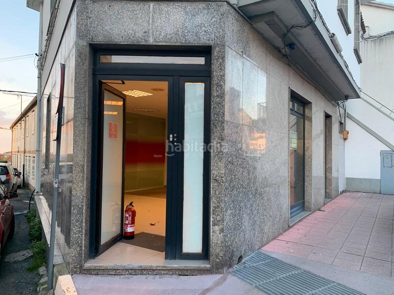 Foto 0b1107fa-7545-46a9-a010-225f090405c4. Alquiler local comercial en Valdoviño