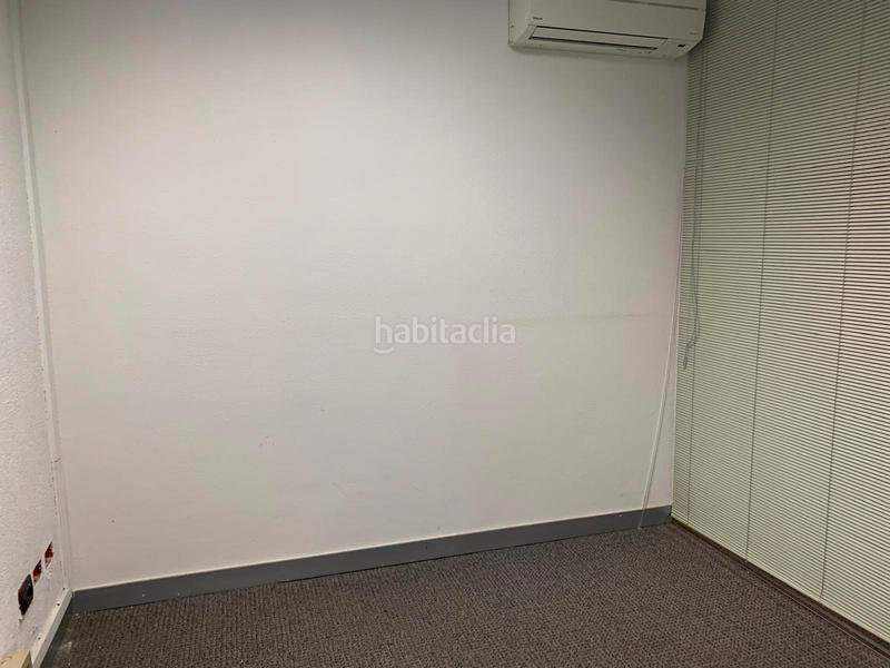 Foto 465f90f1-9d07-41d4-af30-b9ec9be95042. Alquiler local comercial en Valdoviño