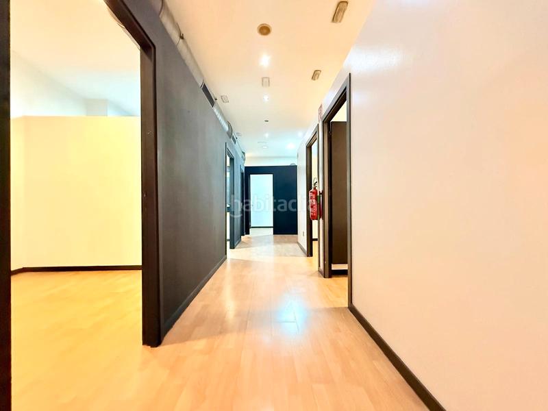 Foto c5a6b526-0895-4ef3-ad31-2f47b21af774. Alquiler local comercial en avenida das camelias 108 local en alquiler en calle camelias - oportunidad única en Vigo