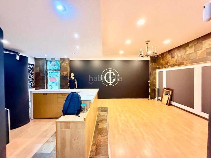 Foto 4e007b95-ac5e-4da9-a32e-721c791b095f. Rent business premise in avenida das camelias 108 in Vigo