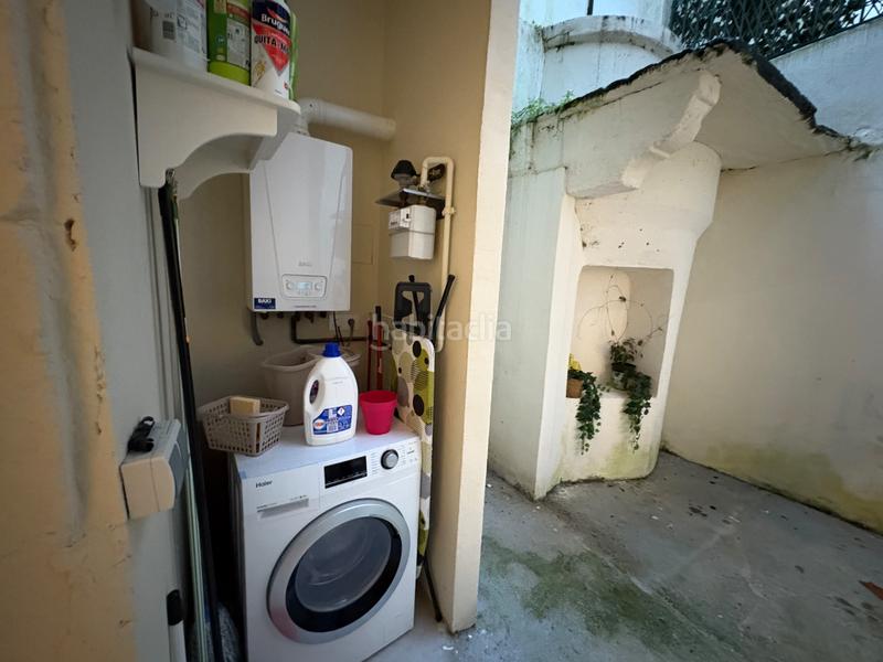 Foto 428fe875-c1f0-4ed8-8d2a-2293e610df1d. Rent flat with heating in Centro Ferrol