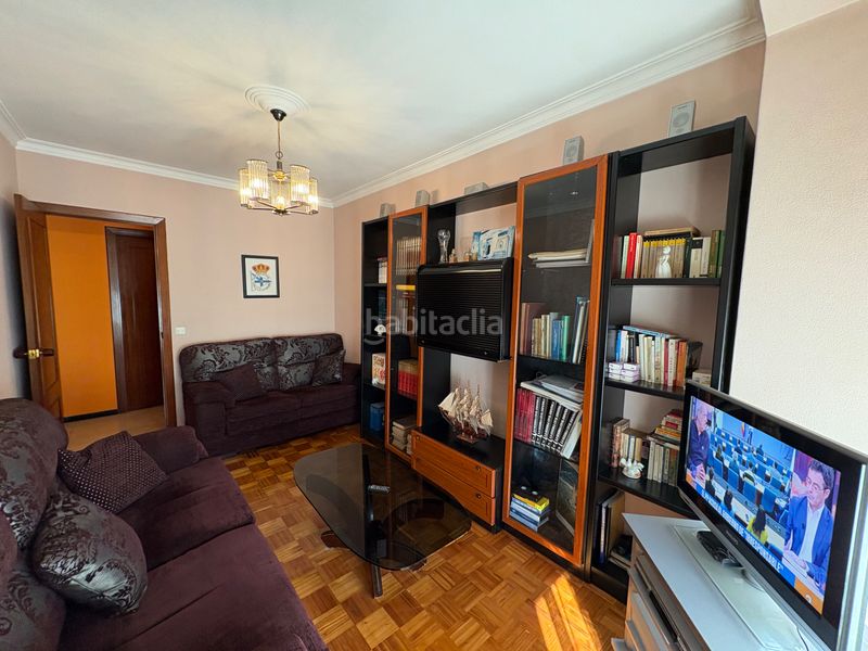 Foto b55ba9ef-eaf0-41bb-b8f9-272df1f90eac. Pis amb calefacció a Alto del Castaño Narón