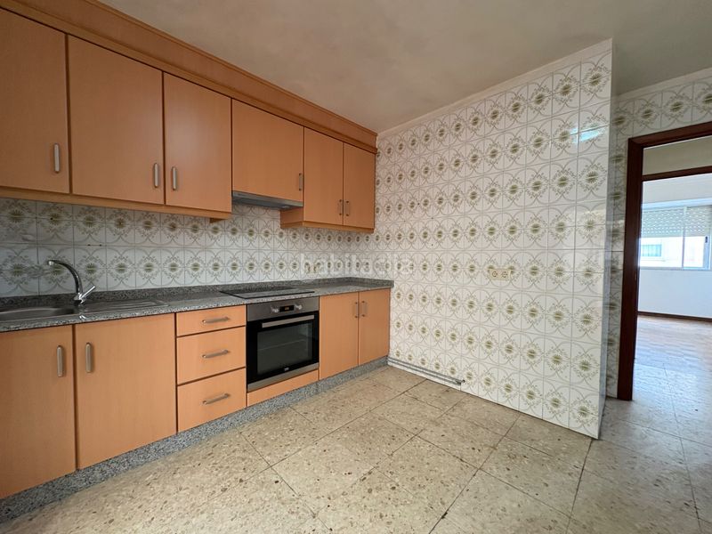 Foto 6a778ca1-6a08-4304-9d2e-5645574c271b. Pis a Piñeiros - Freixeiro Narón