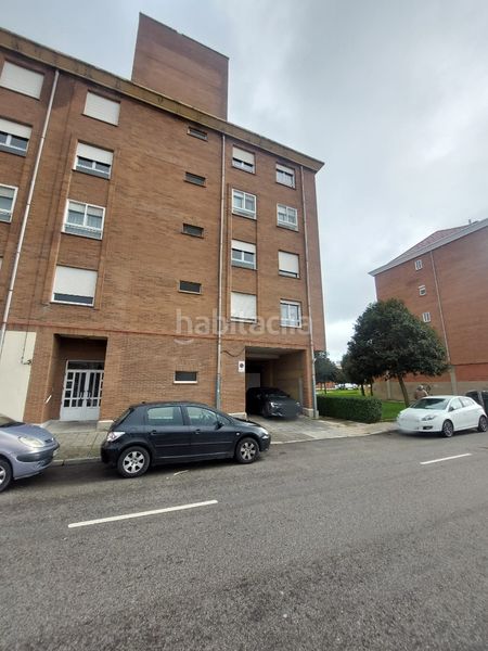 Foto b3e74db0-3b24-46f5-9607-071d2f55ecd0. Piso en Armunia León