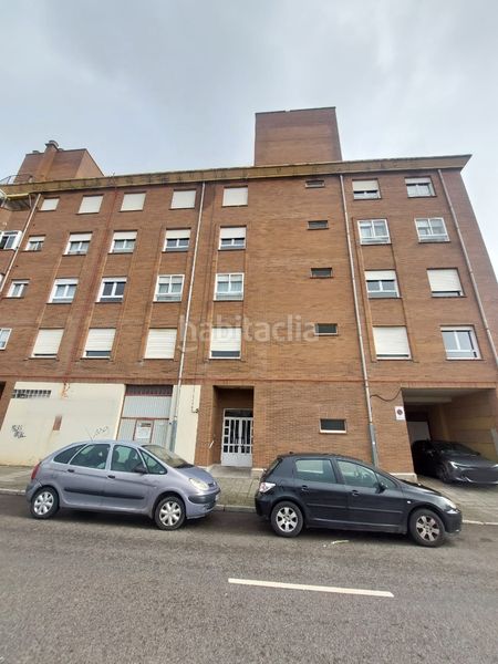 Foto e9808a5c-a1c3-4fa1-b310-71697cdf71bc. Piso en Armunia León