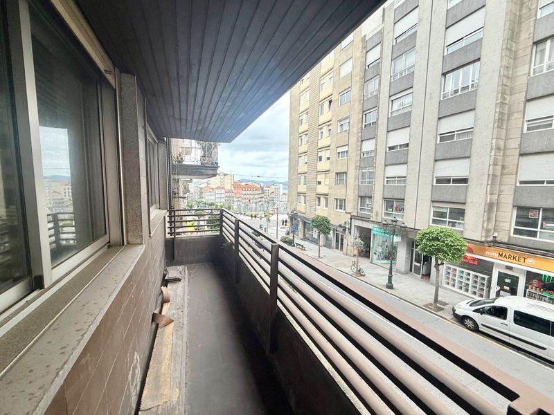 Foto 5524acba-4746-4258-bd5f-e316b745686d. Pis a Plaza España - Corte Inglés Vigo