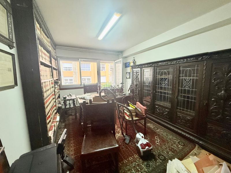 Foto 715f6fd4-33bf-4744-ba58-047411abea0d. Pis a Plaza España - Corte Inglés Vigo