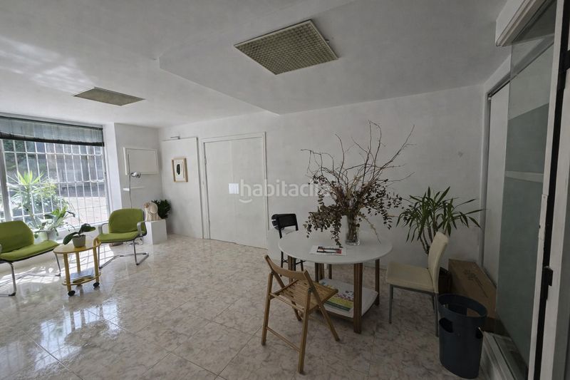 Foto 0a4ebca7-e8c5-4eec-bcfa-b077df2de323. Local comercial a Centro - Areal Vigo