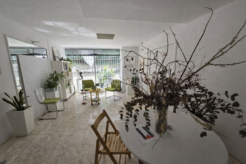 Foto aa2be990-b154-4751-8a8b-52e229fc8367. Local comercial a Centro - Areal Vigo