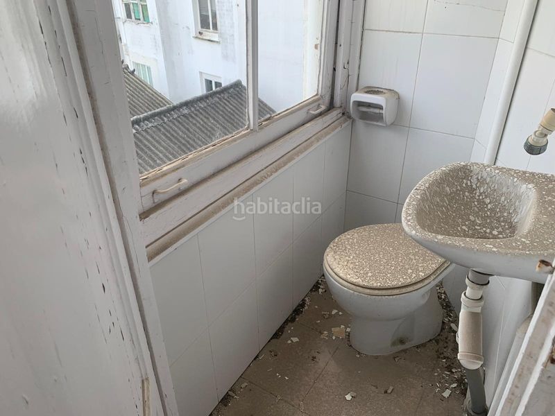 Foto 30b4eb1e-e5a7-4f27-b172-fb3dc90c9a5f. Edificio en Ferrol vello - puerto Ferrol