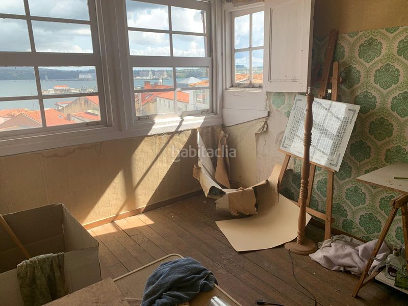 Foto d3fdca6f-fb08-4d59-a0ef-24669c9495b6. Edificio en Ferrol vello - puerto Ferrol