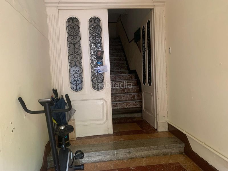Foto ddf7e8ba-d97f-4103-9581-b06ee0d4d2a5. Edificio en Ferrol vello - puerto Ferrol