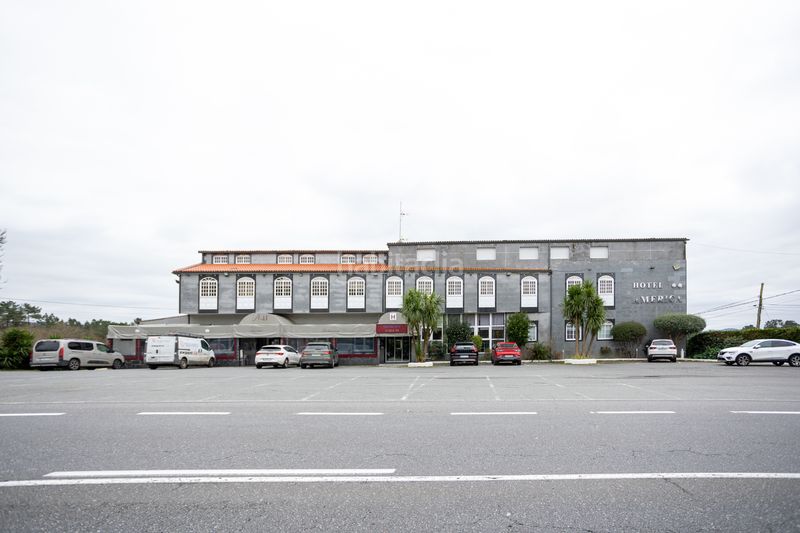 Foto a156ecbf-730d-4860-a455-2da916c8ba90. Edificio in Estrada (A)