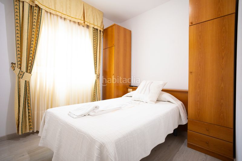 Foto b30765ef-1946-44c8-b05c-0e9587b63ec9. Edificio in Estrada (A)