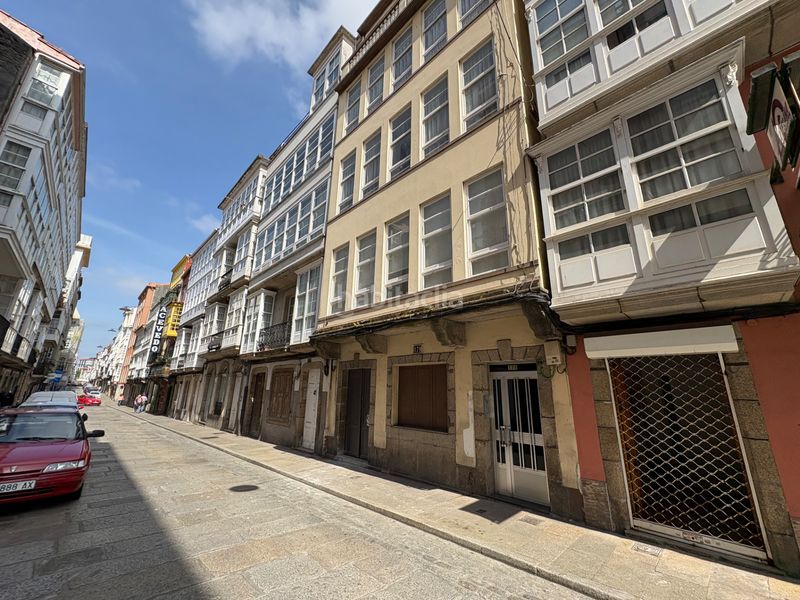 Foto 1e6fe083-57b3-4cef-8608-633d4c7d00f8. Edificio en Centro Ferrol