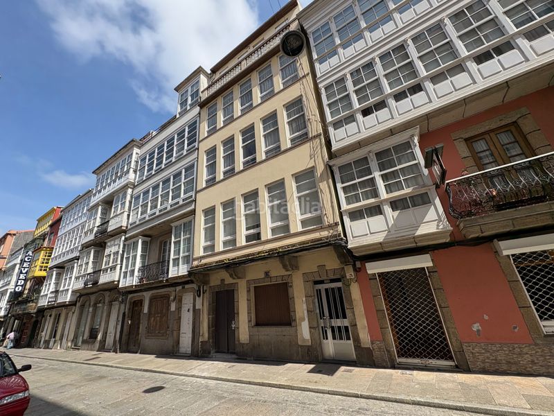 Foto 48c26f9f-43e8-4eda-8582-459afd3d6227. Edificio en Centro Ferrol