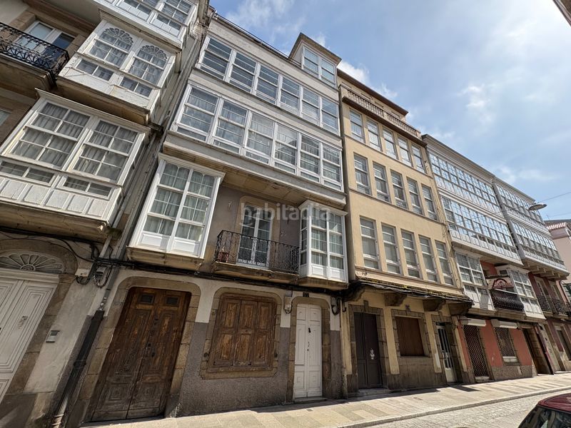 Foto 4eafa4d4-b0f6-4d54-9a67-8b458cbb0516. Edificio en Centro Ferrol