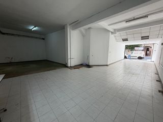 Local Comercial a Rúa de Pi y Margall