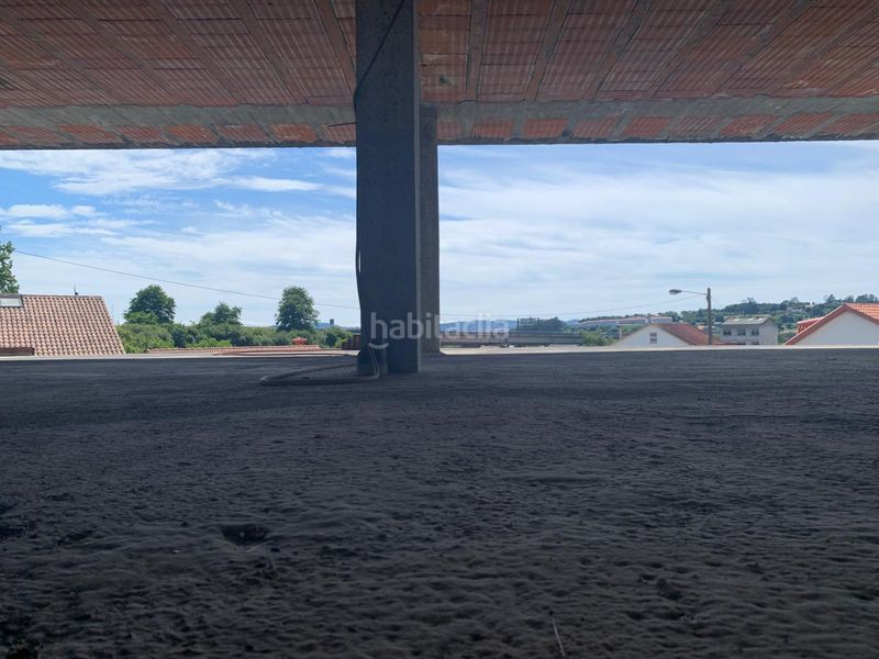 Foto 0f0a01a7-c96a-41c0-becc-67eb5102649a. Edificio en Neda