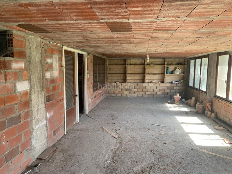 Foto 74144ac0-399a-4852-8003-8d01603bd080. Edificio en Neda