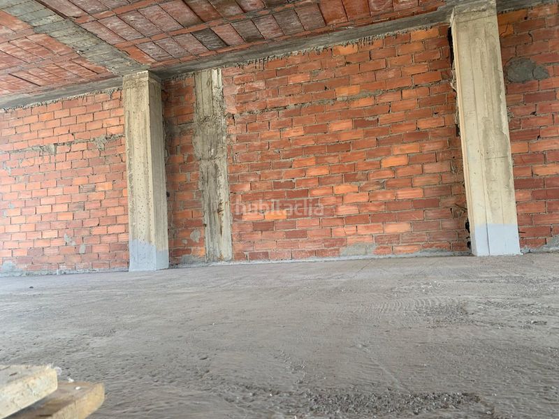 Foto b12fc100-e742-4baf-b84c-160afe8bcdc8. Edificio en Neda