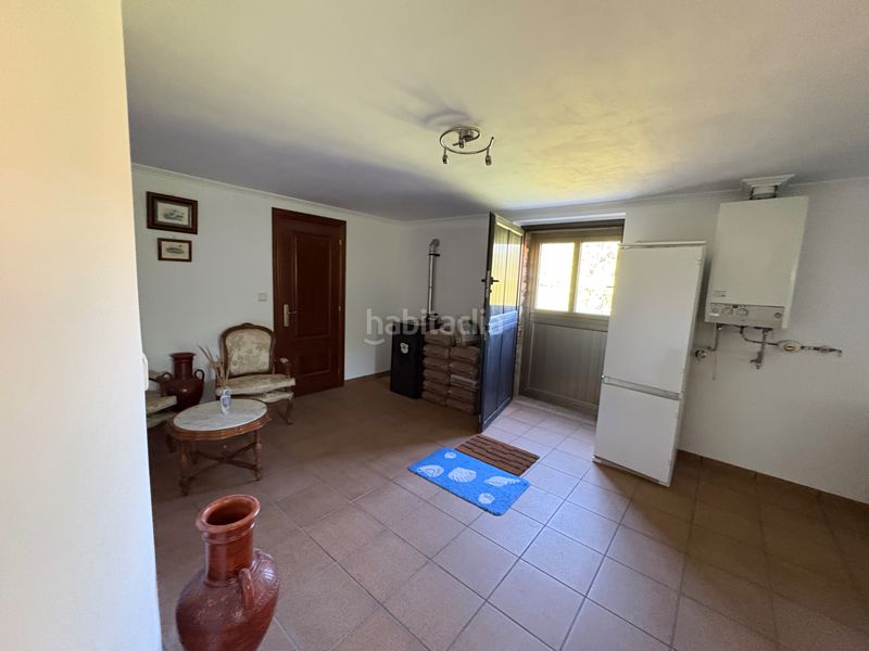Foto 81e86d78-a24b-4e36-ba6f-c4e1e5e908a8. Casa amb xemeneia calefacció a Cedeira