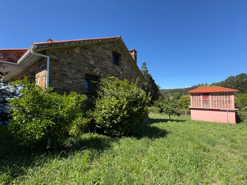 Foto 87f210a3-166b-449d-a472-38716b6077d6. Casa amb xemeneia calefacció a Cedeira