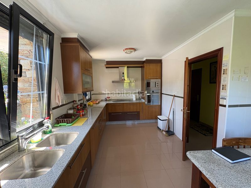 Foto 8b3edb3a-1e01-4755-ad69-4b3e1258f51c. Casa amb xemeneia calefacció a Cedeira