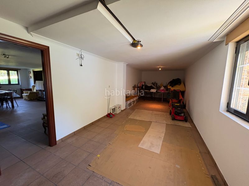 Foto a63bed38-22bd-4d30-8a53-0c93d878b93e. Casa amb xemeneia calefacció a Cedeira
