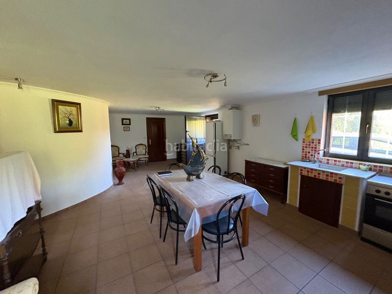 Foto e6c70a12-6067-4690-8107-42684a97b77f. Casa amb xemeneia calefacció a Cedeira