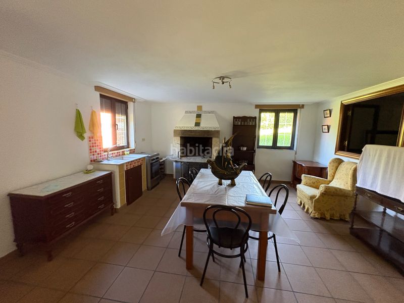Foto ea25d3a8-09d9-4d4e-855e-0663ea6f6c73. Casa amb xemeneia calefacció a Cedeira
