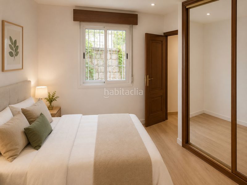 Foto 4f4fd8a8-0009-4d99-83ff-796de25ece0a. Casa adossada a Marín