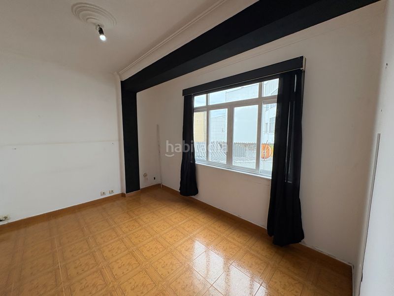 Foto 09818f41-a213-4808-b6bd-327147ad99c4. Pis a Porta Nova Ferrol