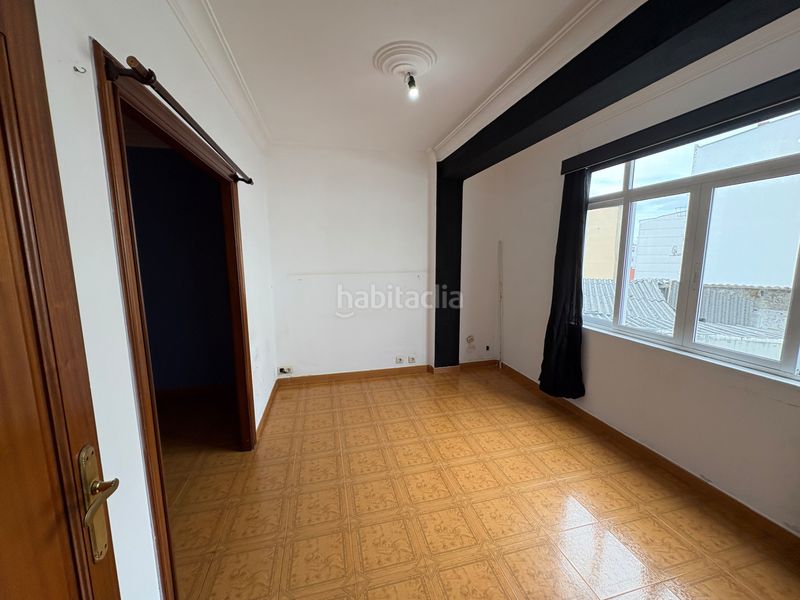 Foto 2a1baa97-40ed-484f-952a-dfd5700bb4d7. Pis a Porta Nova Ferrol