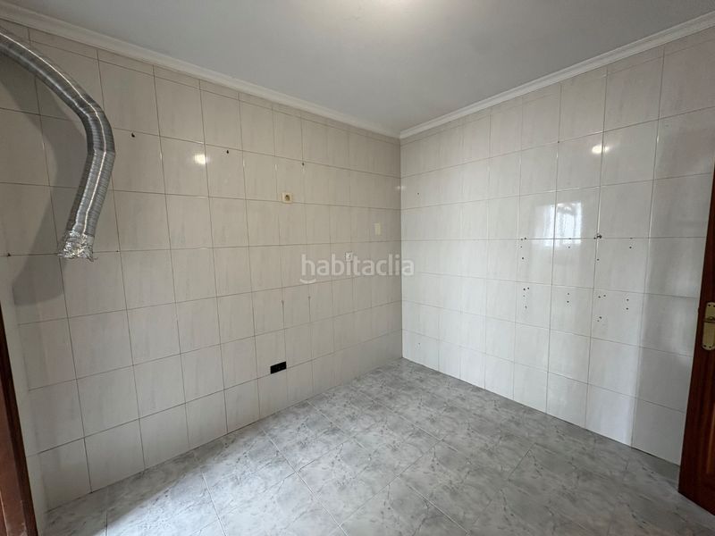 Foto 698524f7-b469-4642-a1b6-dfeb907fec40. Pis a Porta Nova Ferrol