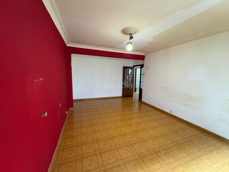 Foto d8cce576-f8aa-4a62-89e0-97fecb401cc2. Pis a Porta Nova Ferrol